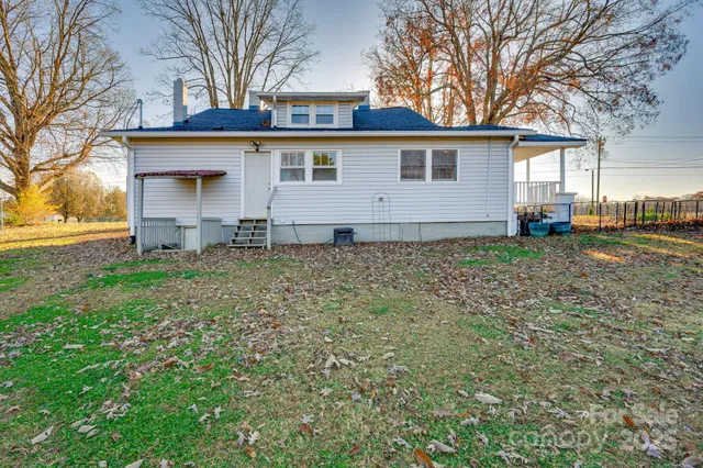 $350,000 | 6362 Sherrills Ford Road, Catawba, NC 28609