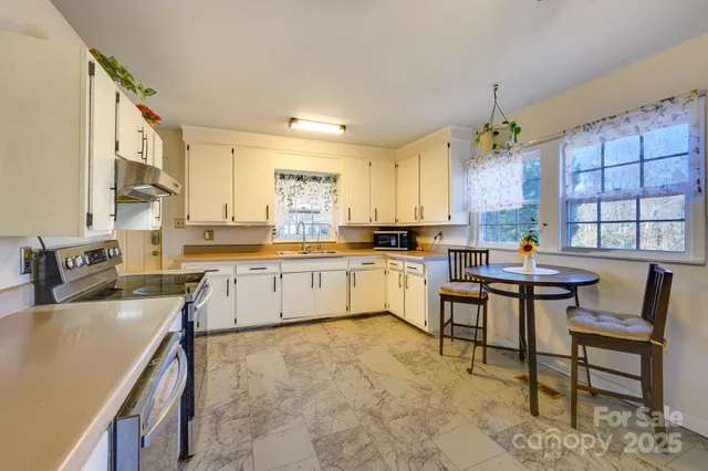 $350,000 | 6362 Sherrills Ford Road, Catawba, NC 28609