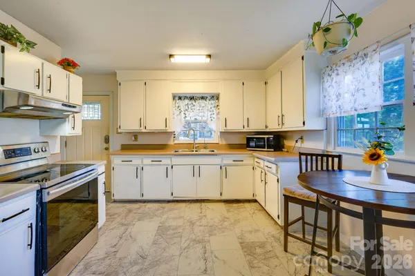 $299,000 | 6362 Sherrills Ford Road, Catawba, NC 28609