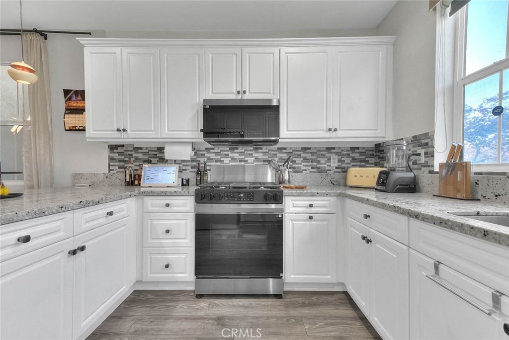 5926 Ginger Drive Eastvale, CA 92880 - Photo 12 of 67