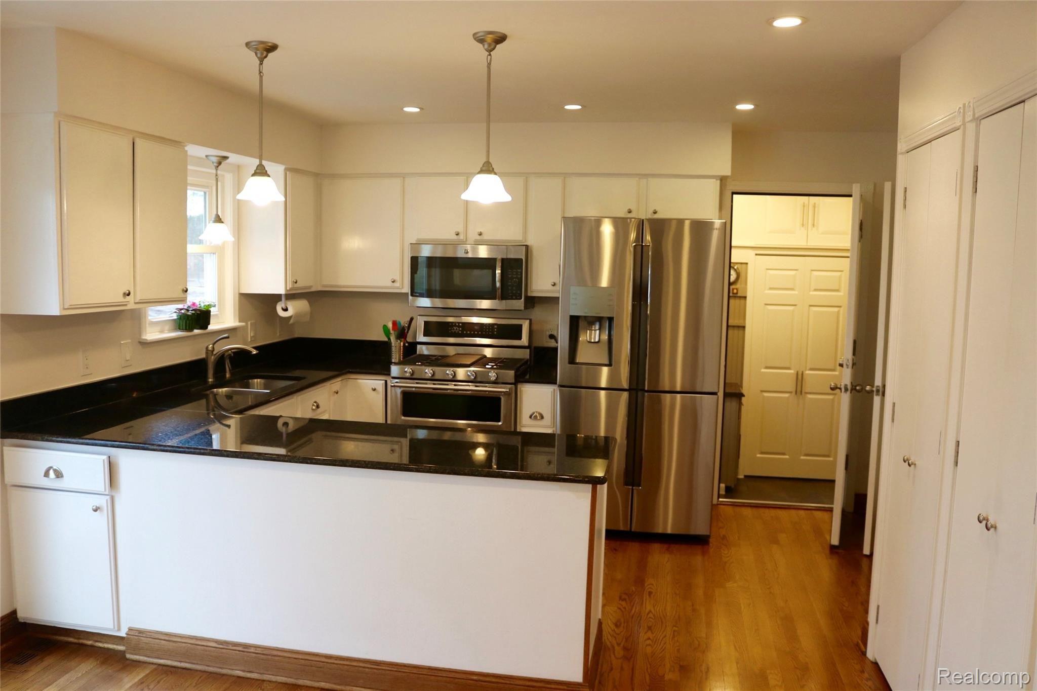10365 Gd Blanc Road Gaines, MI 48436 - Photo 11 of 31 IMG_3748.jpg