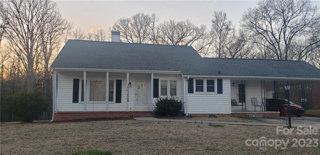 612 Gillsbrook Road Lancaster, SC 29720 - Photo 2 of 14 Gallery Image 2
