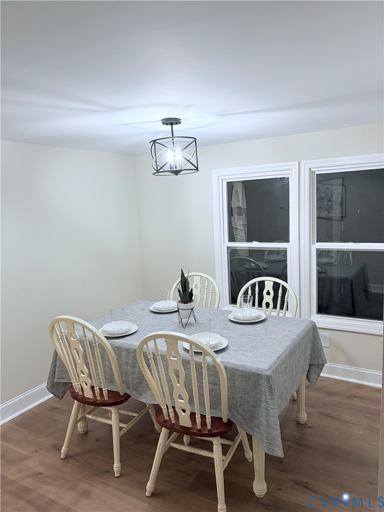 2207 Brodnax Road Brodnax, VA 23920 - Photo 15 of 27 Cozy dining room