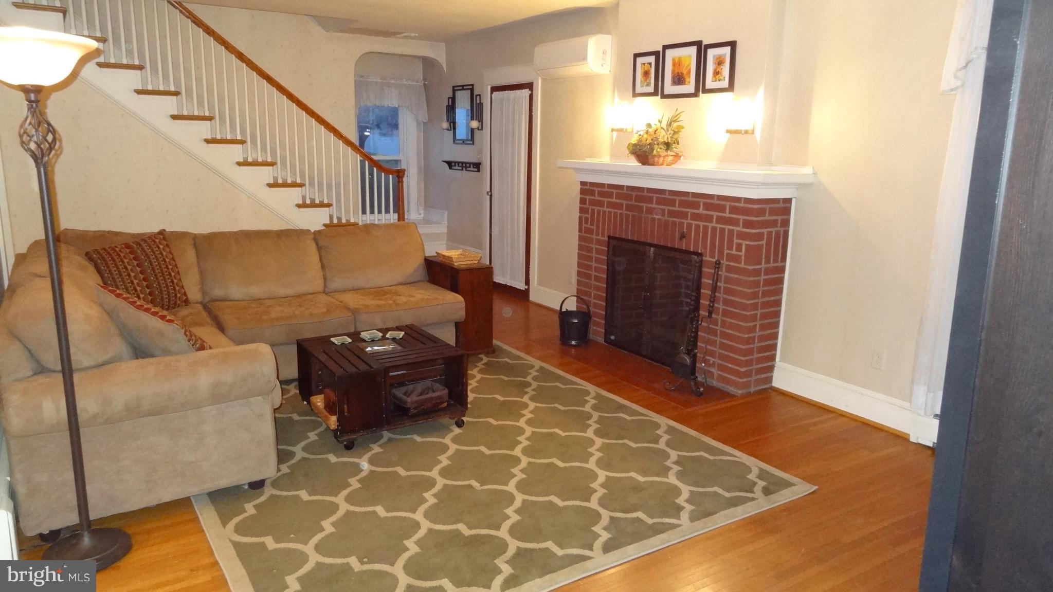 4708 East Prospect Road York, PA 17406 - Photo 5 of 21 Large Living Room