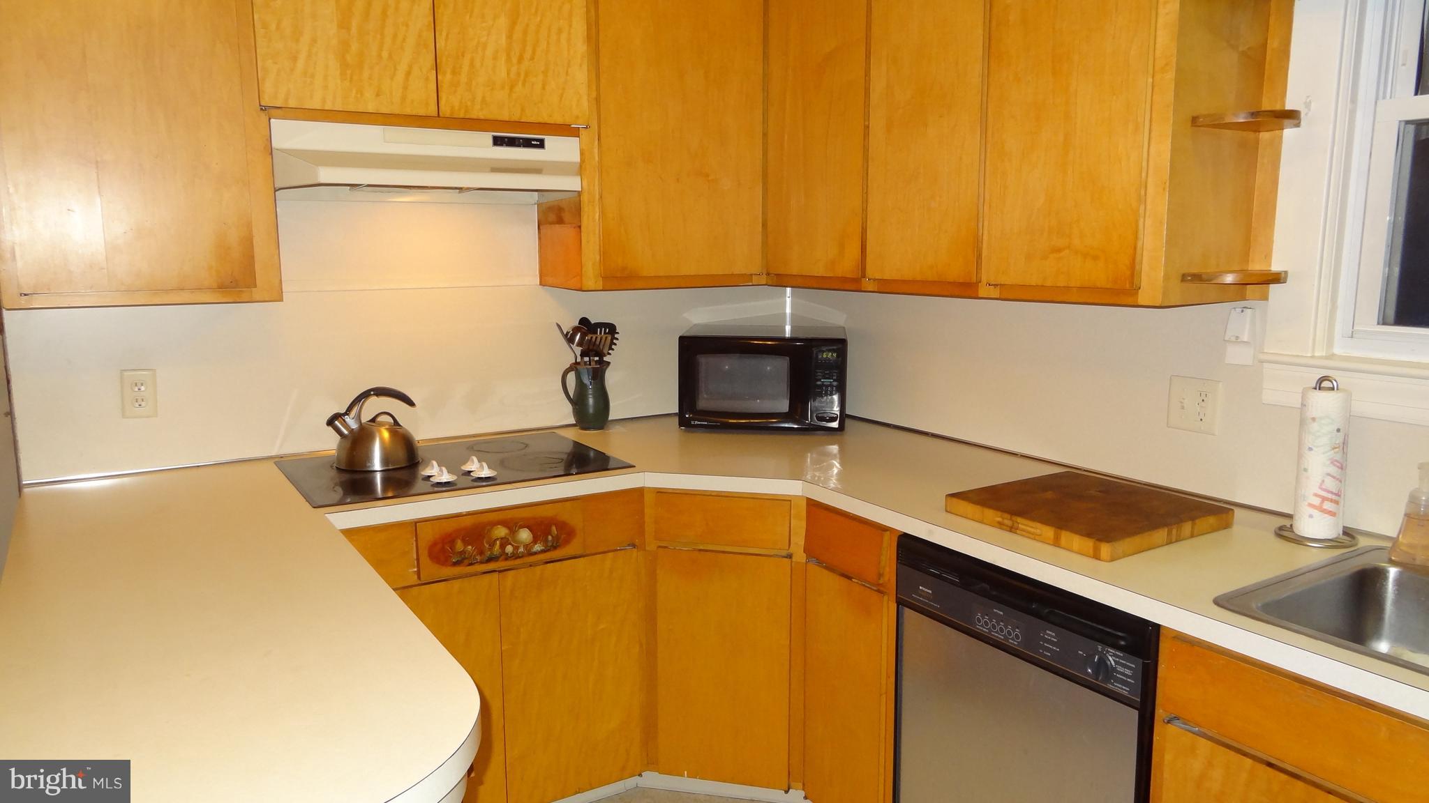 4708 East Prospect Road York, PA 17406 - Photo 8 of 21 Convenient layout