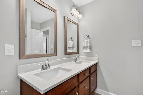 $450,000 | 6220 Amber Bluffs Crescent, Raleigh, NC 27616