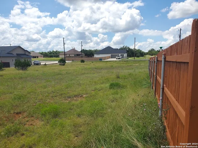 $77,500 | 118 Warren Wallace, Blanco, TX 78606