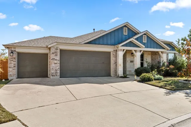 $3,400 | 7219 Auburn Blaze Lane, Austin, TX 78744