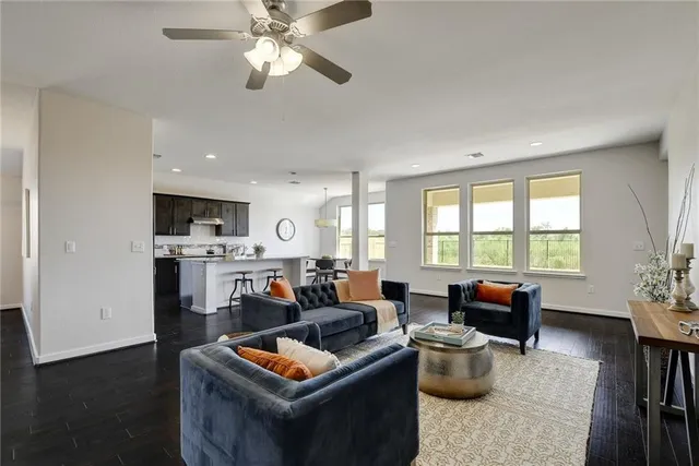 $3,400 | 7219 Auburn Blaze Lane, Austin, TX 78744