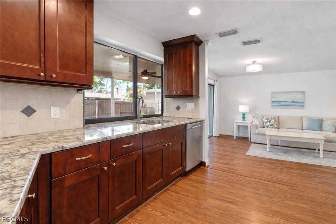 3717 Hanover Street Fort Myers, FL 33901 - Photo 11 of 41