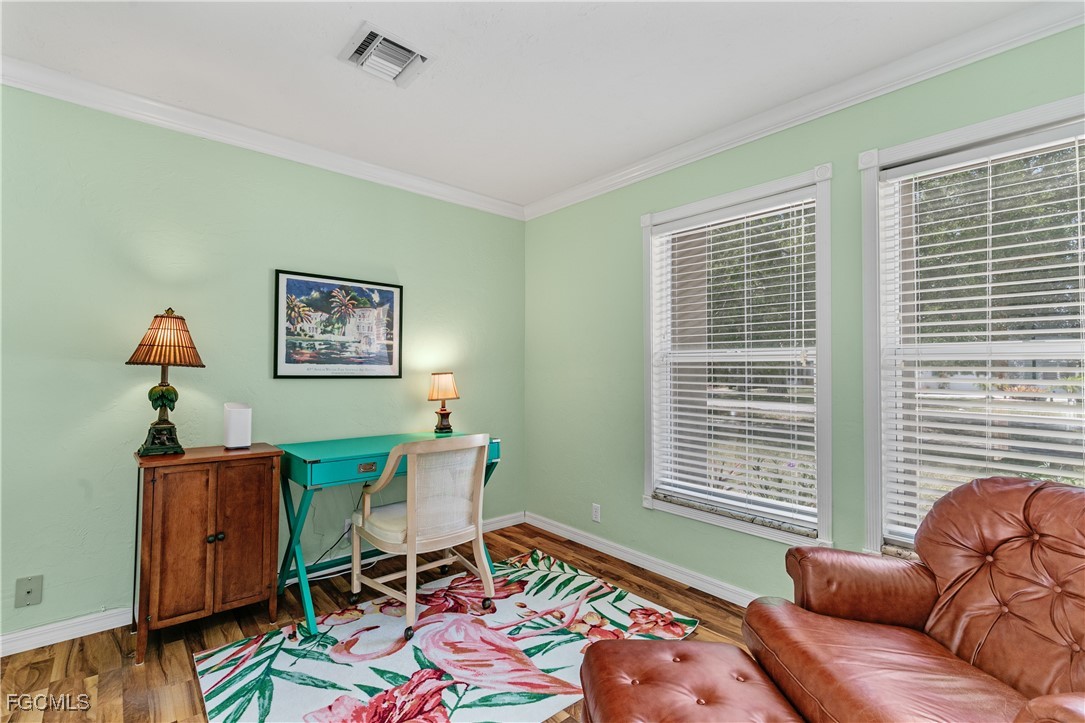 3717 Hanover Street Fort Myers, FL 33901 - Photo 4 of 35