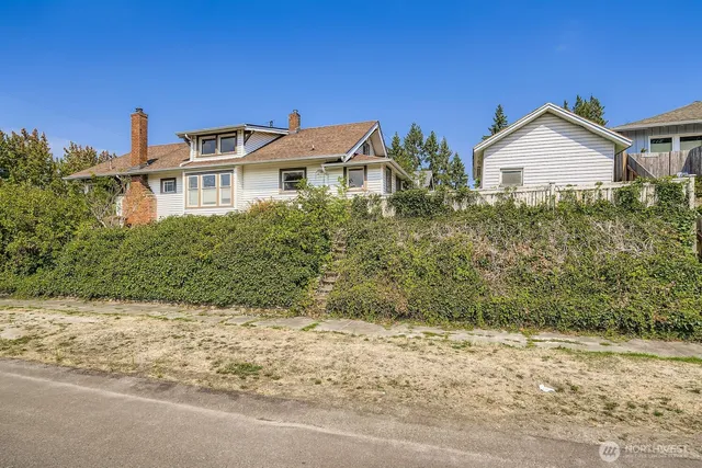 $365,000 | 819 South Adams Street, Tacoma, WA 98405