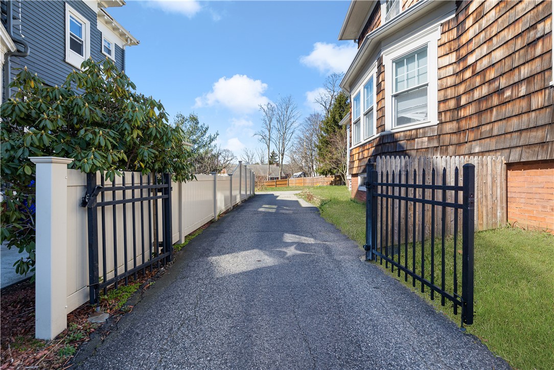 35 Lyon Street Pawtucket, RI 02860 - Photo 6 of 48 Driveway