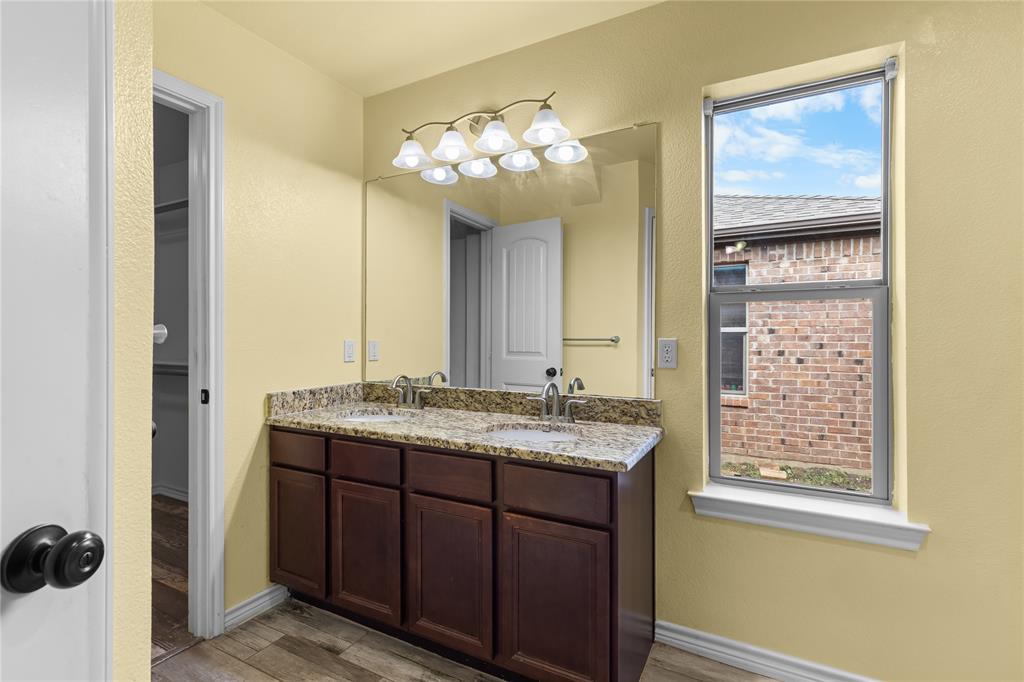 4204 Quail Run Road Sherman, TX 75092 - Photo 17 of 33