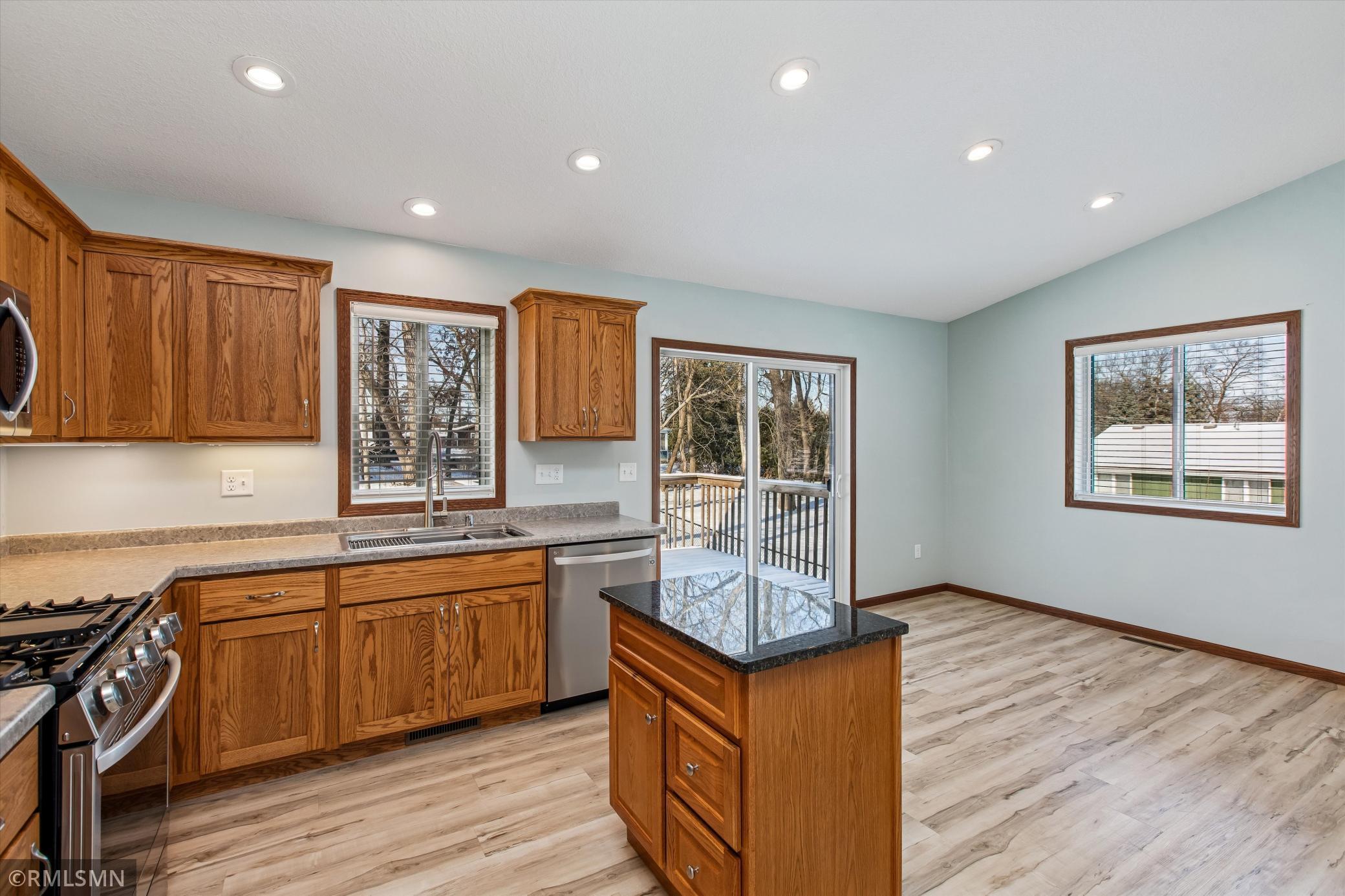 616 3rd Street South Cannon Falls, MN 55009 - Photo 11 of 38