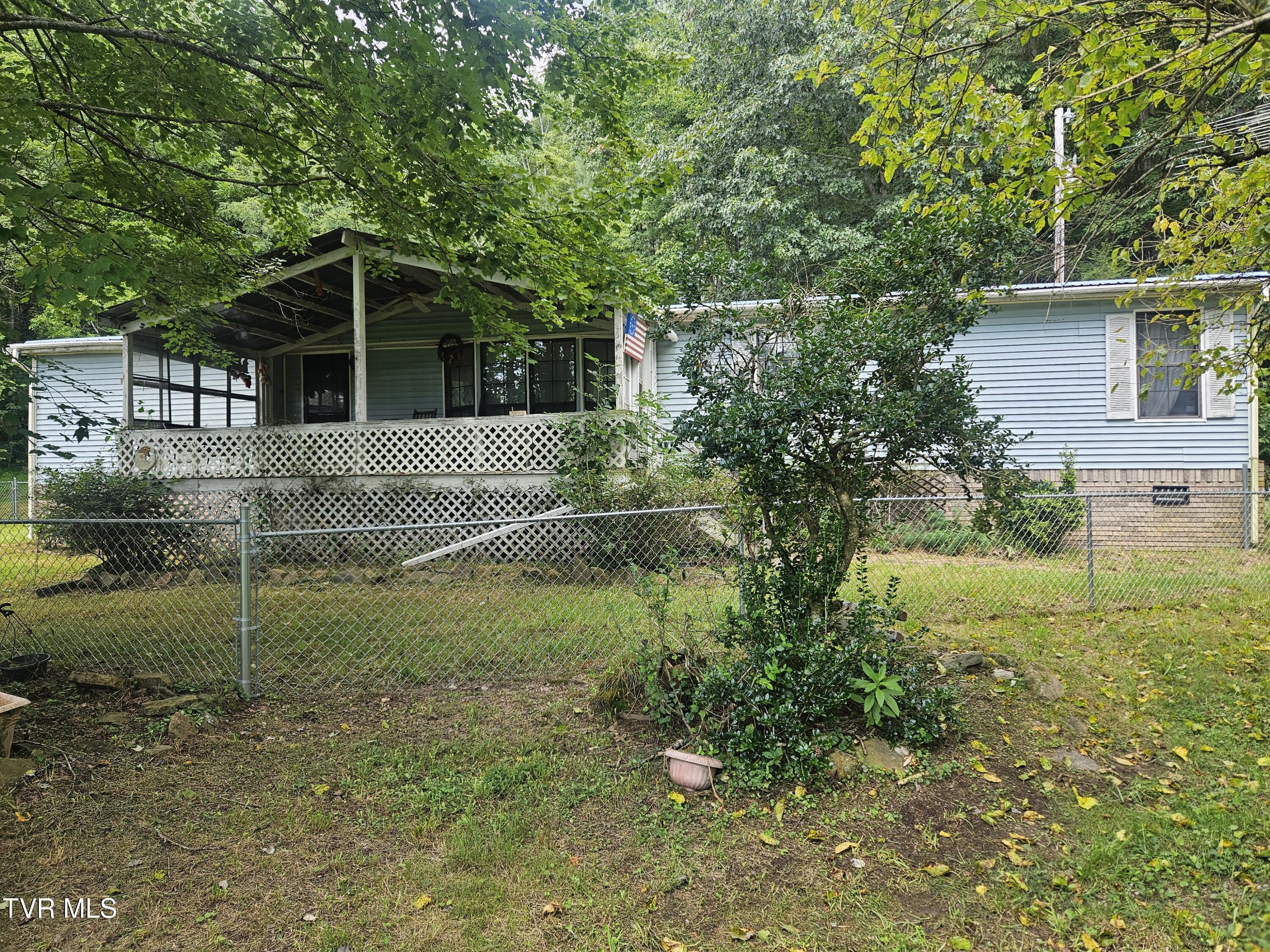 4916 Jasper Road Duffield, VA 24244 - Photo 1 of 31 20250808_124021