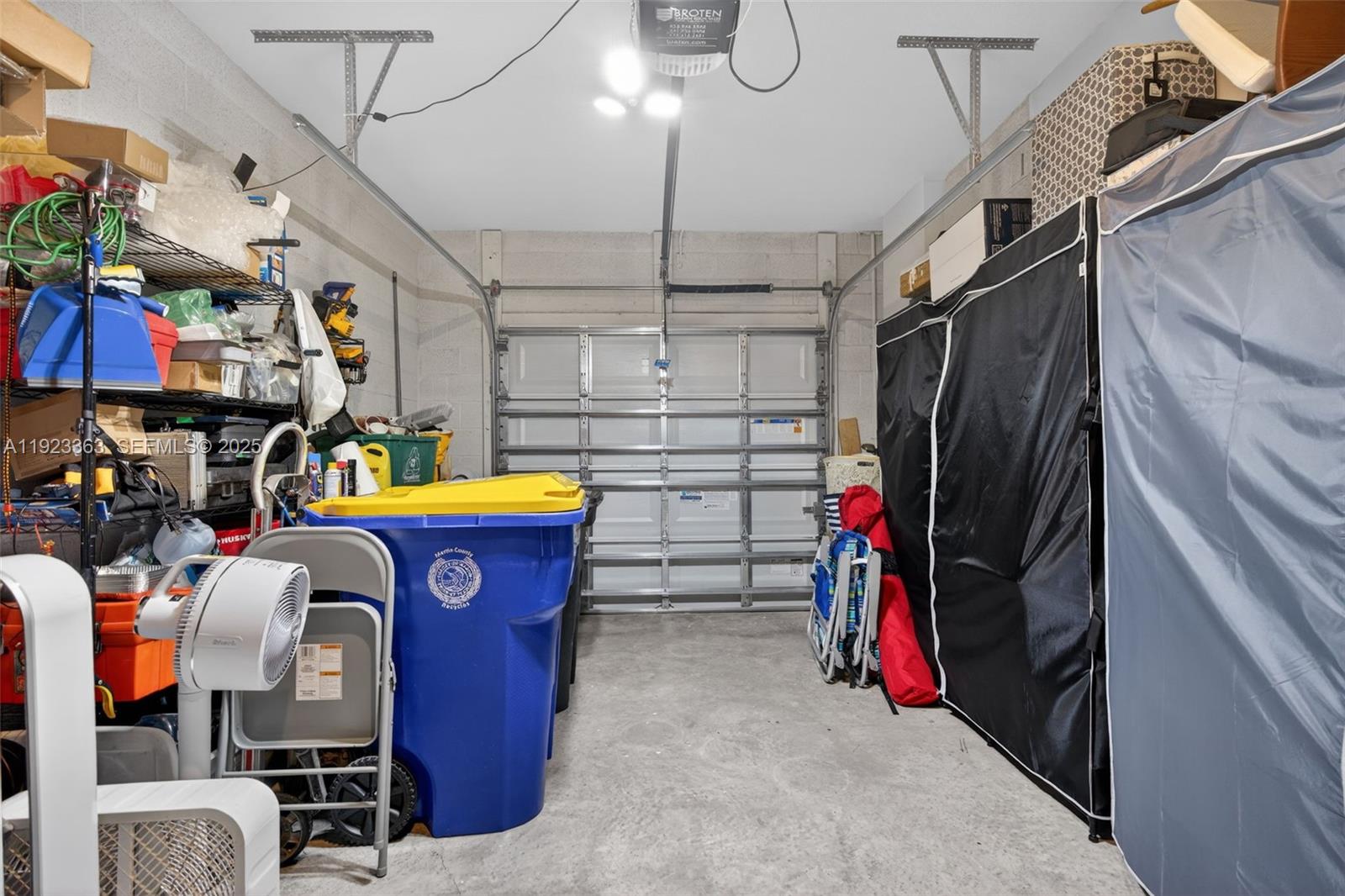 5746 Southeast Edgewater Circle Stuart, FL 34997 - Photo 37 of 38 a utility room with dryer and washer