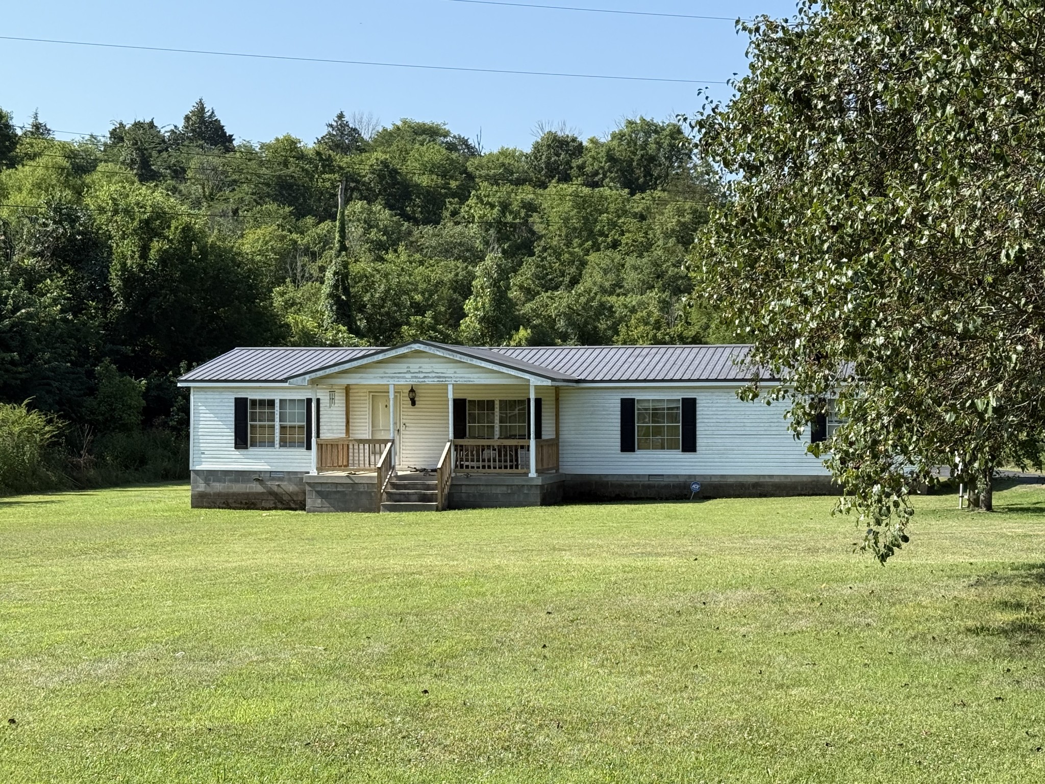 1978 Lower Helton Road Alexandria, TN 37012 - Photo 2 of 18