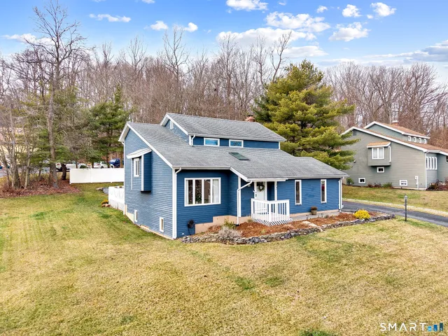 $559,900 | 22 Harnish Lane, Wallingford, CT 06492