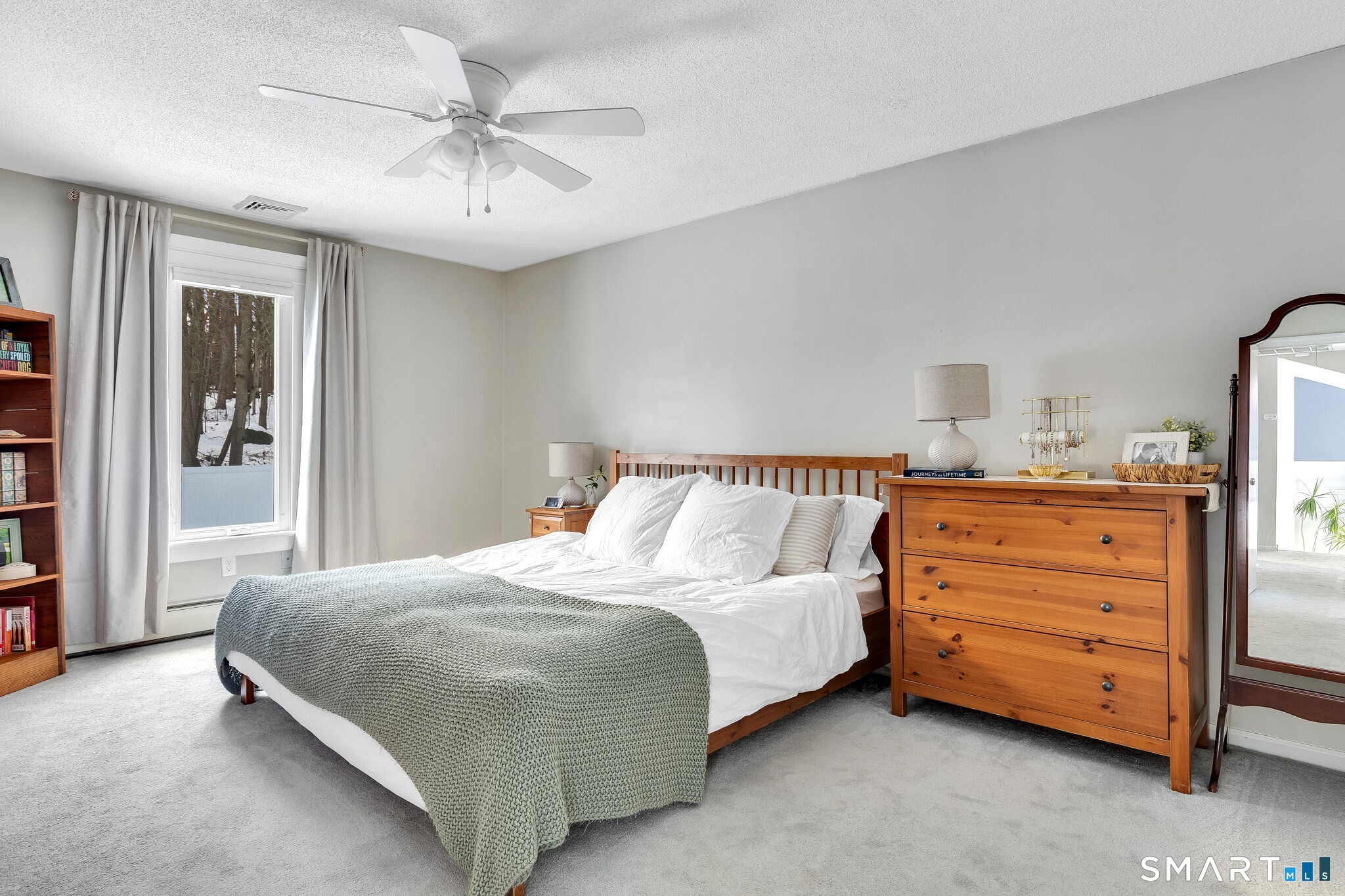 22 Harnish Lane Wallingford, CT 06492 - Photo 15 of 27 Primary Bedroom