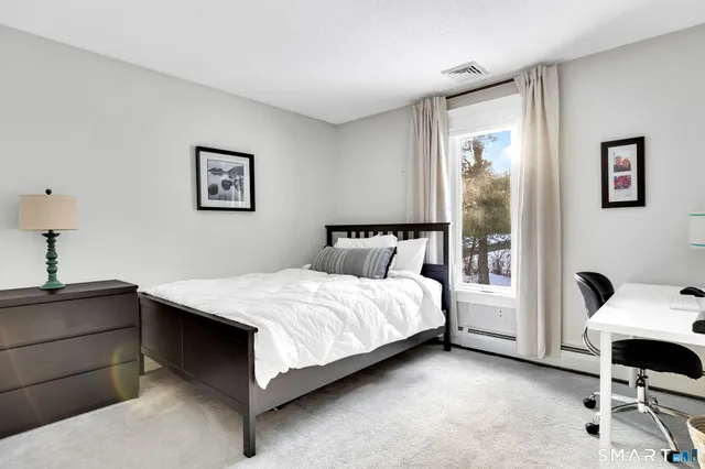 $559,900 | 22 Harnish Lane, Wallingford, CT 06492