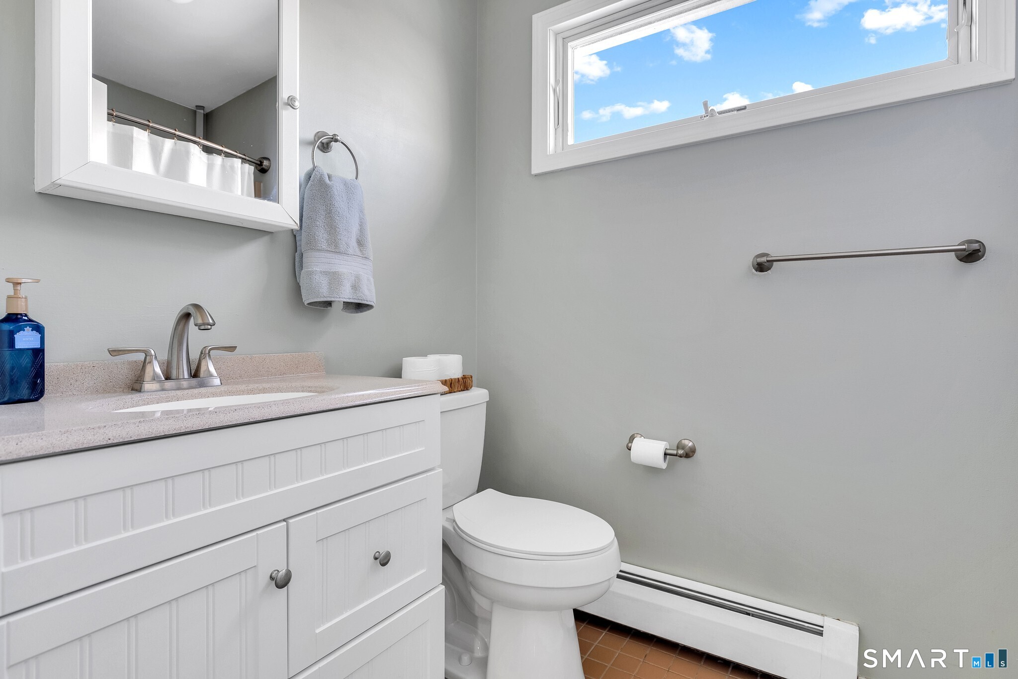 22 Harnish Lane Wallingford, CT 06492 - Photo 18 of 27 2nd Bath