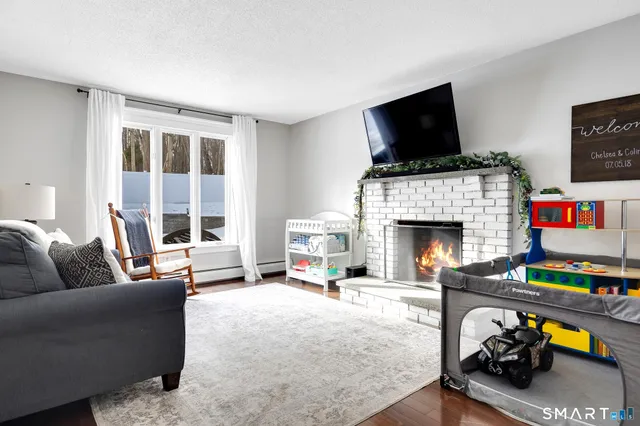 $559,900 | 22 Harnish Lane, Wallingford, CT 06492