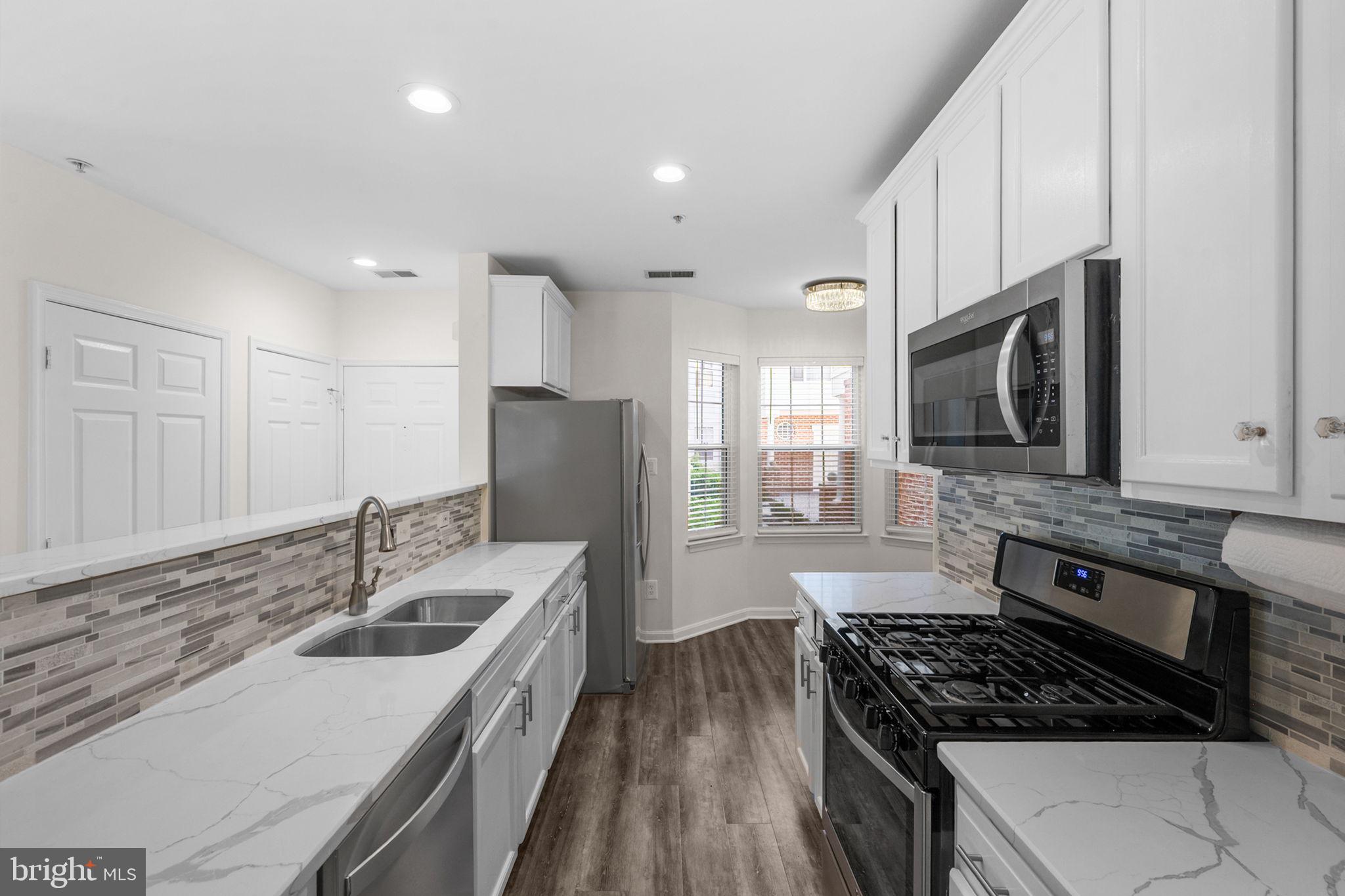 25300 Lake Mist Square, Unit 101 Chantilly, VA 20152 - Photo 27 of 63