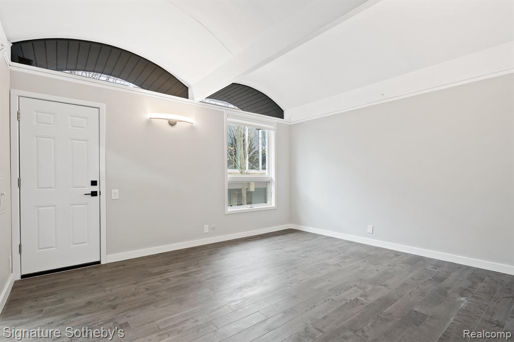 201 Southfield Road, Unit B Birmingham, MI 48009 - Photo 8 of 13