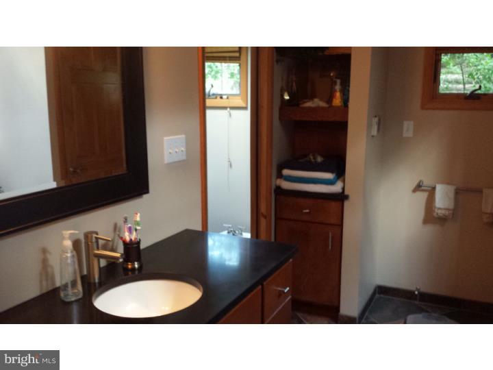 152 Stokes Road Medford Lakes, NJ 08055 - Photo 8 of 14 Bathroom