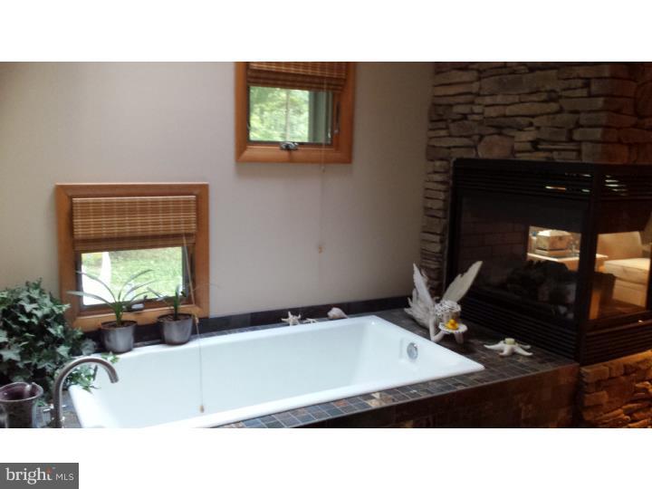 152 Stokes Road Medford Lakes, NJ 08055 - Photo 9 of 14 Master Bathroom