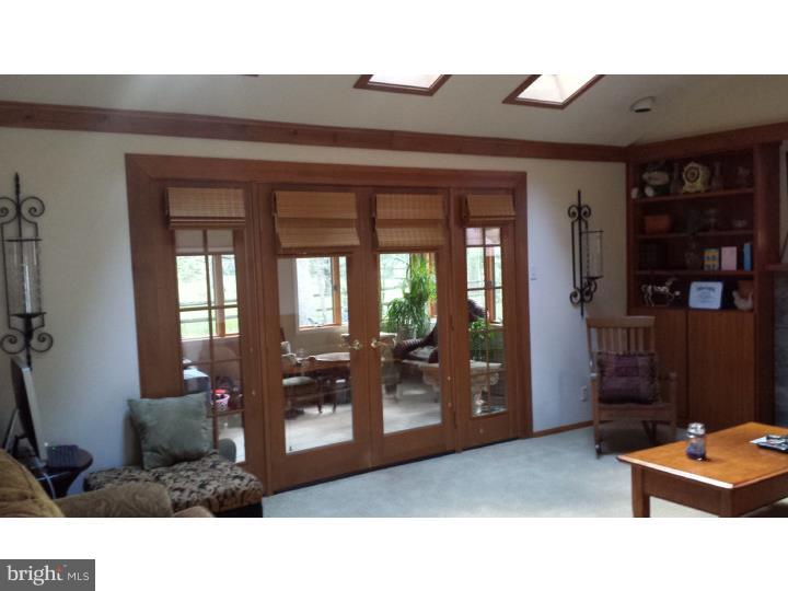 152 Stokes Road Medford Lakes, NJ 08055 - Photo 10 of 14 Family Room