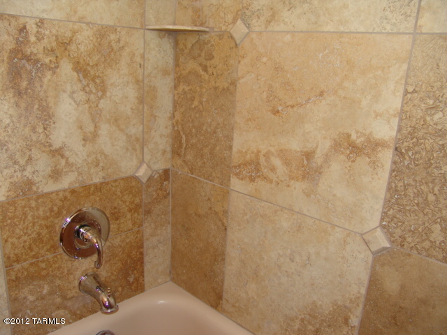 1940 North Santa Rosa Avenue Tucson, AZ 85712 - Photo 14 of 19
