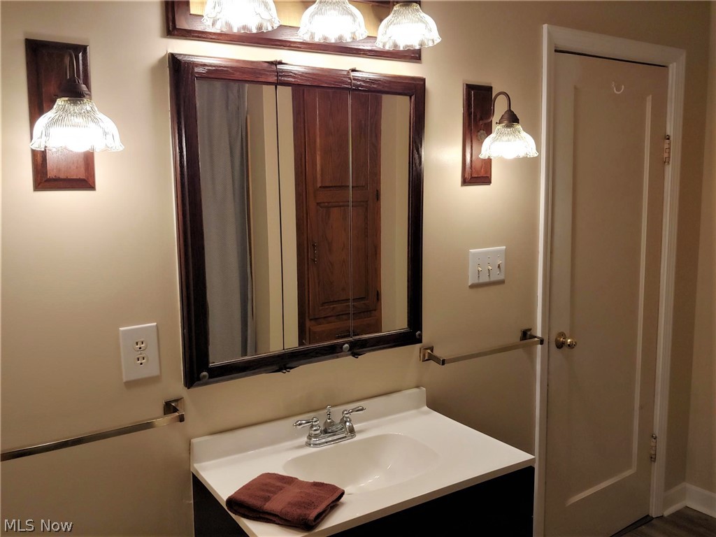 45370 Telegraph Road Elyria, OH 44035 - Photo 13 of 33 Gallery Image 13