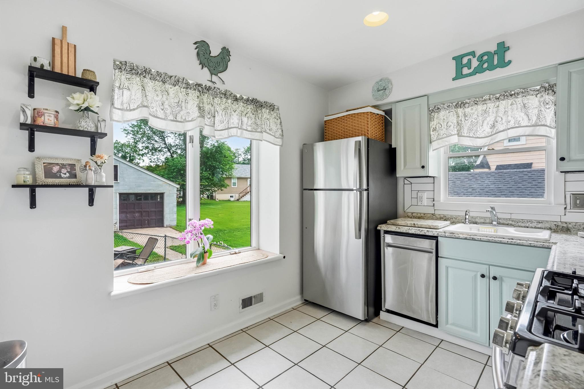 3 Ridgeway Avenue Oaklyn, NJ 08107 - Photo 22 of 51