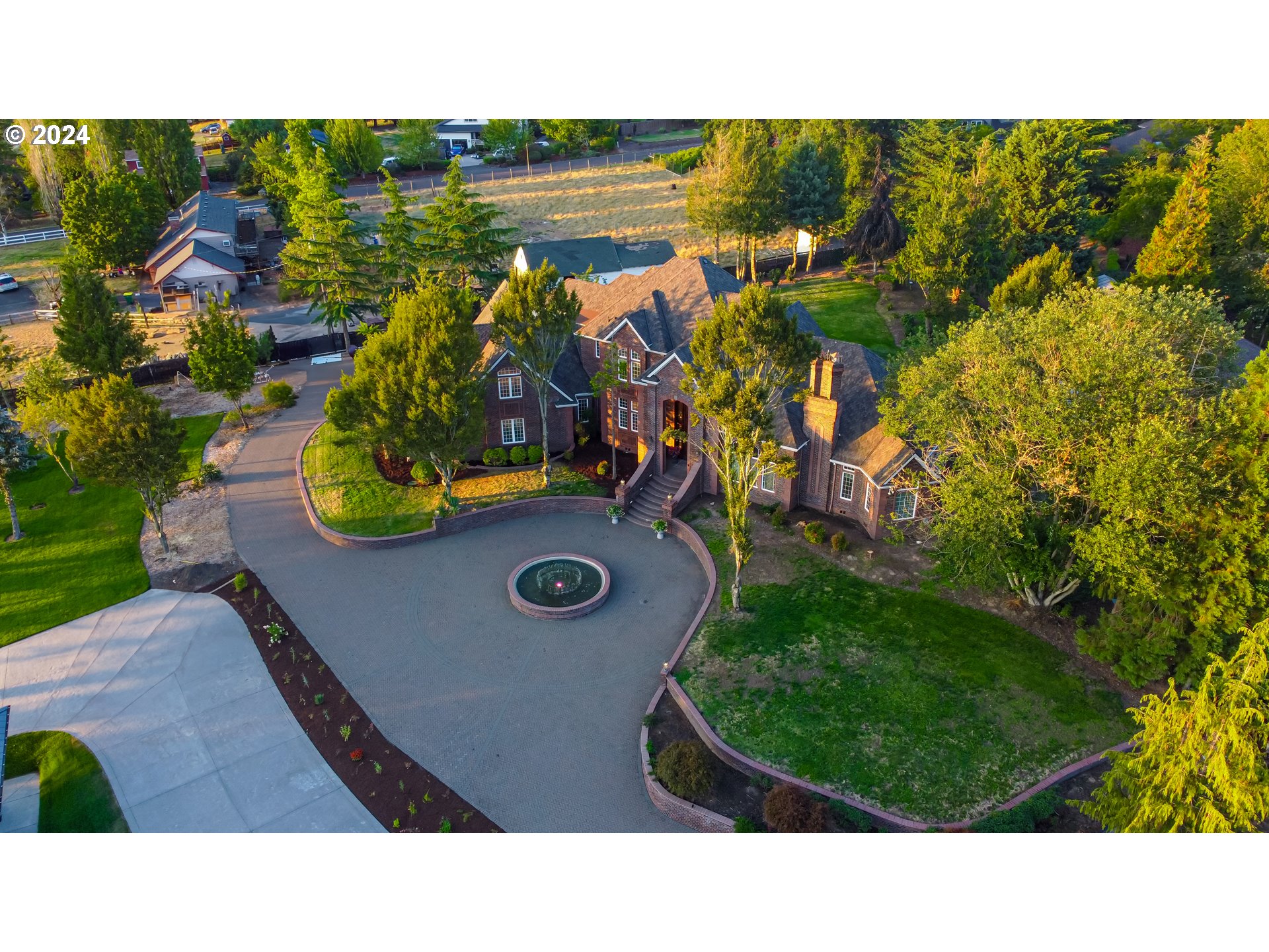 20417 Southwest Inglis Drive Beaverton, OR 97007 - Photo 41 of 45