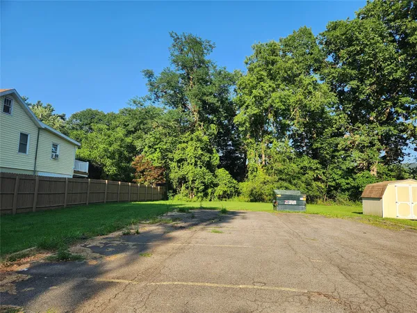 $1,100 | 28 Prescott Road, Binghamton, NY 13905