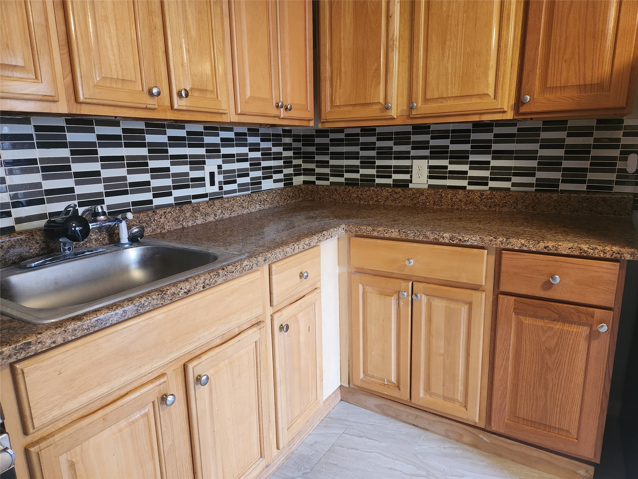 28 Prescott Road Binghamton, NY 13905 - Photo 5 of 15