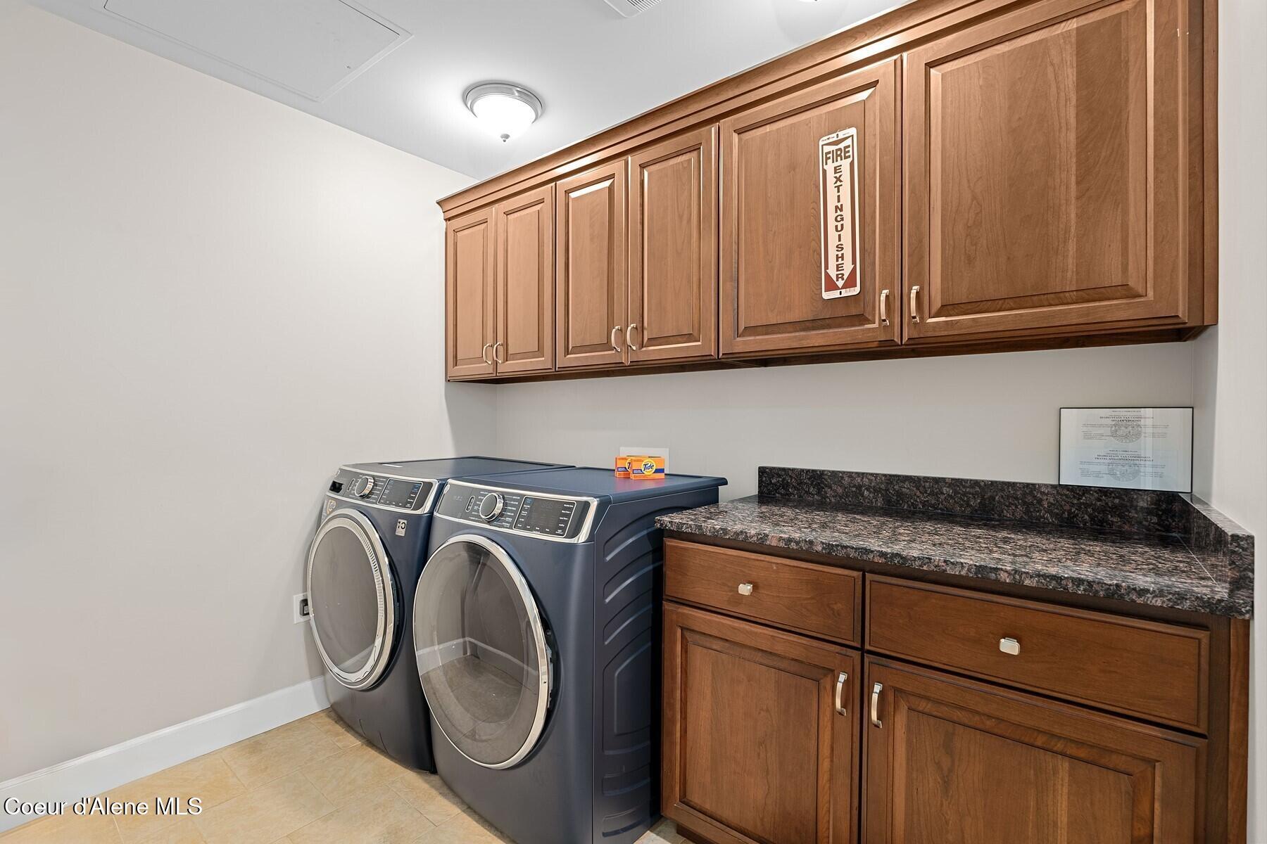 606 Sandpoint Avenue Sandpoint, ID 83864 - Photo 41 of 58 Upper Level Laundry Room