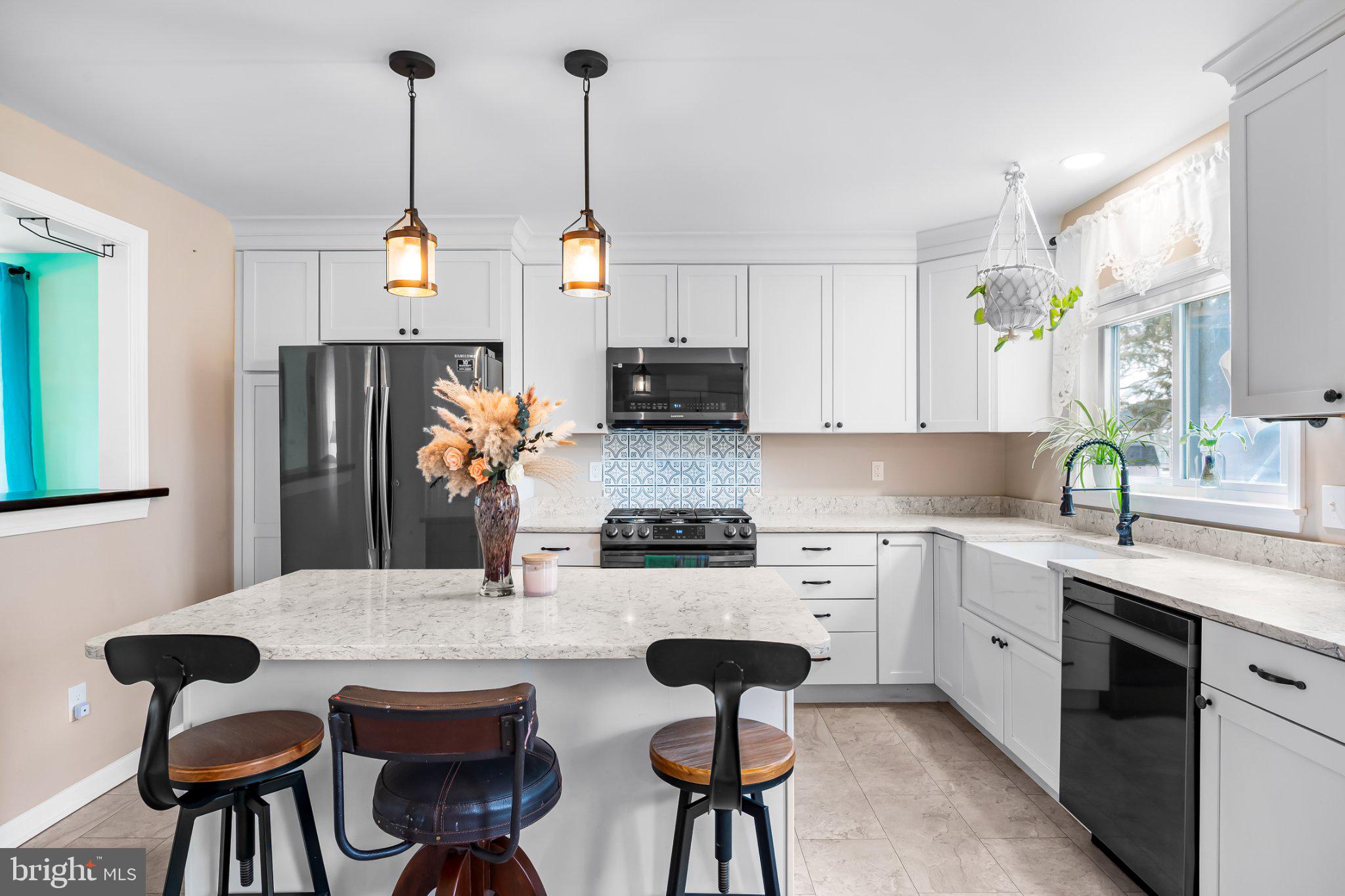 5617 Allender Road White Marsh, MD 21162 - Photo 5 of 32 Modern kitchen with elegant finishes.