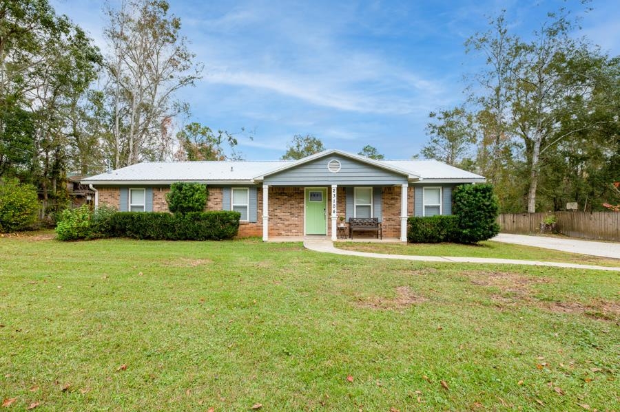 23104 Rochelle Loop Robertsdale, AL 36567 - Photo 2 of 27