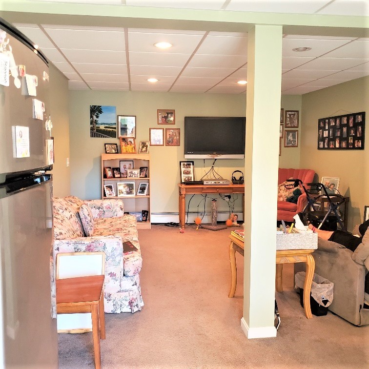 645 Knotty Oak Road Coventry, RI 02816 - Photo 29 of 35 Lower level living area