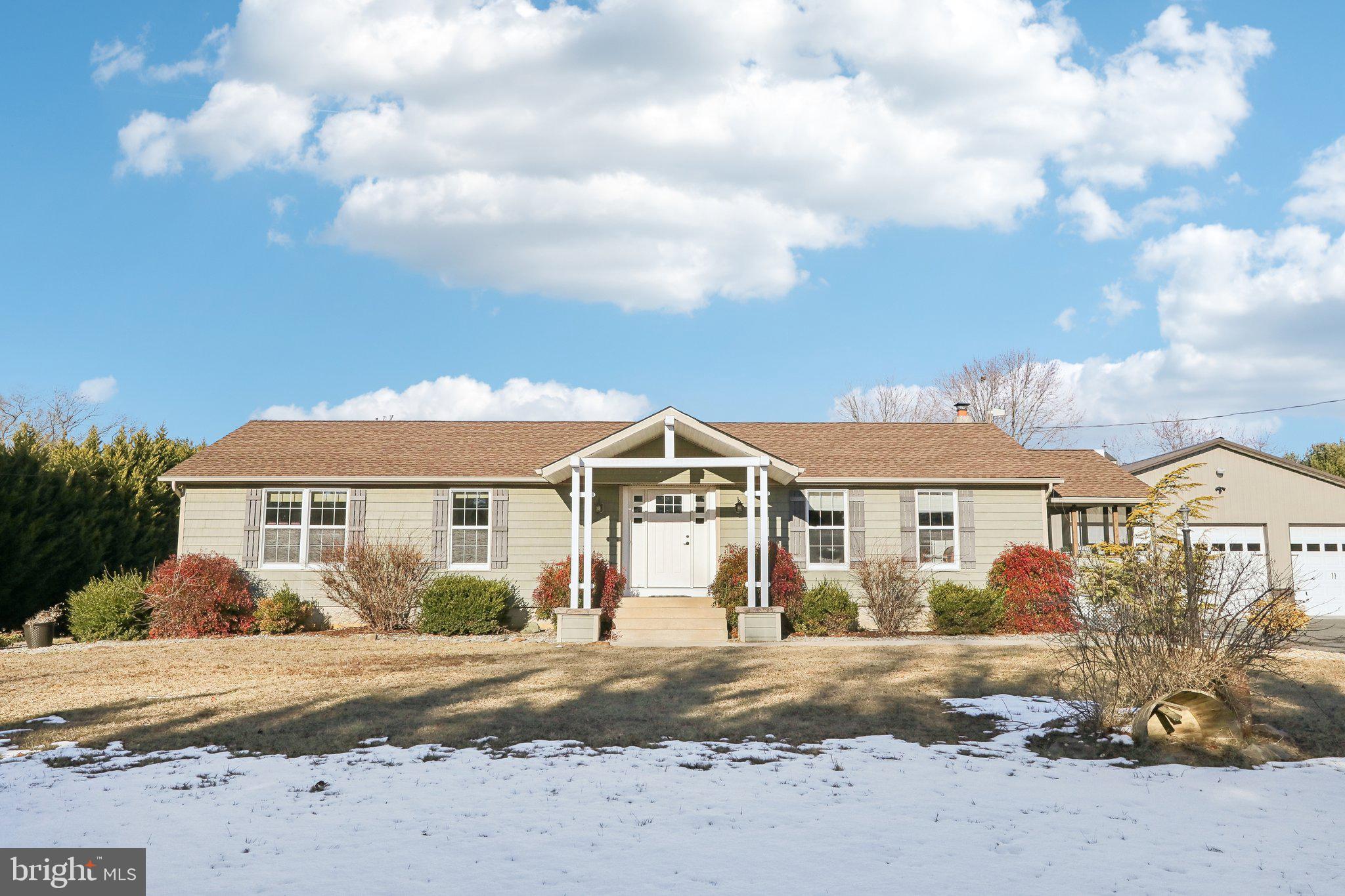 364 Almond Road Pittsgrove, NJ 08318 - Photo 3 of 51 a front view of a house with garden