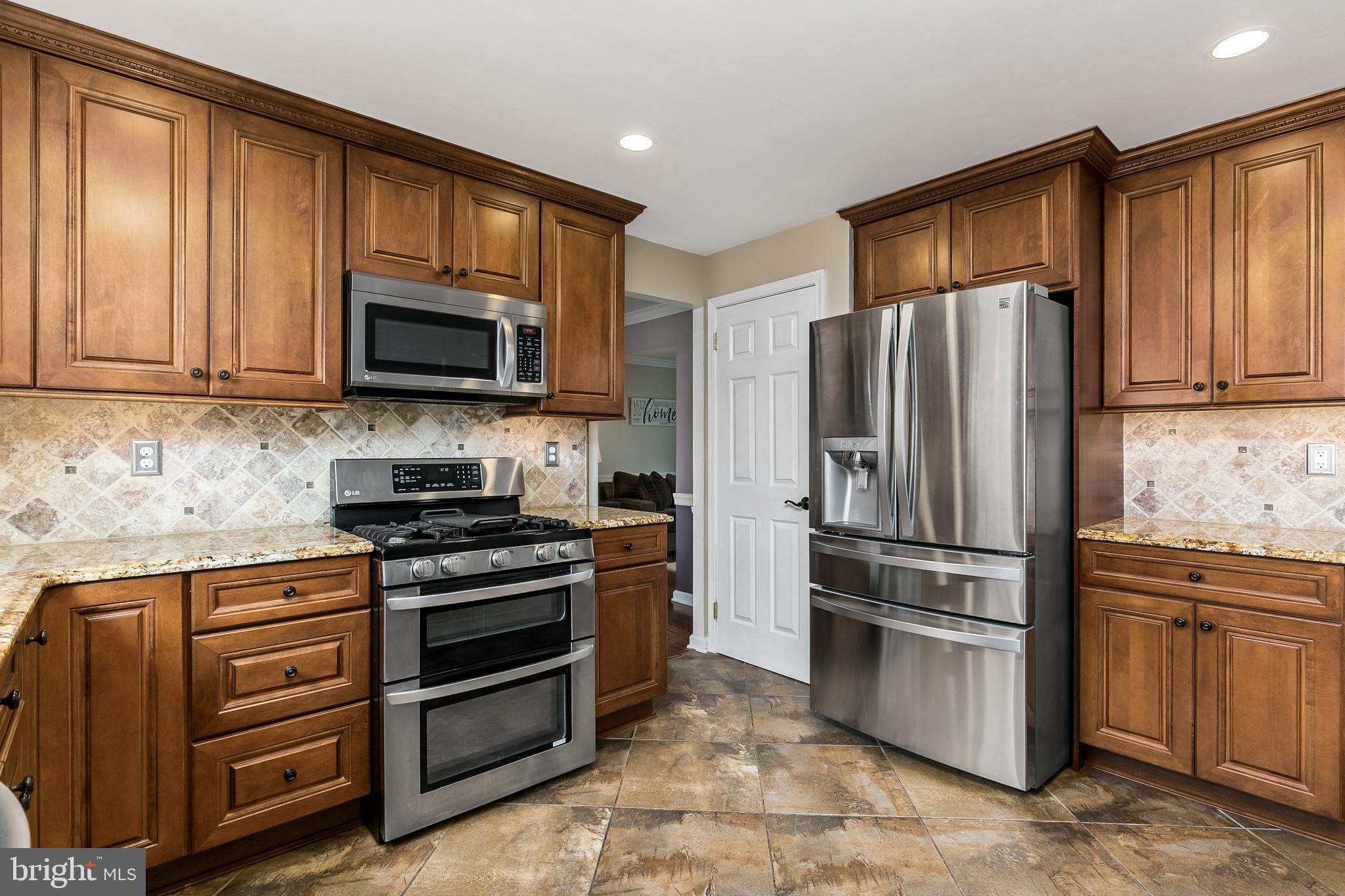 219 Sharrow Vale Road Delran, NJ 08075 - Photo 13 of 32