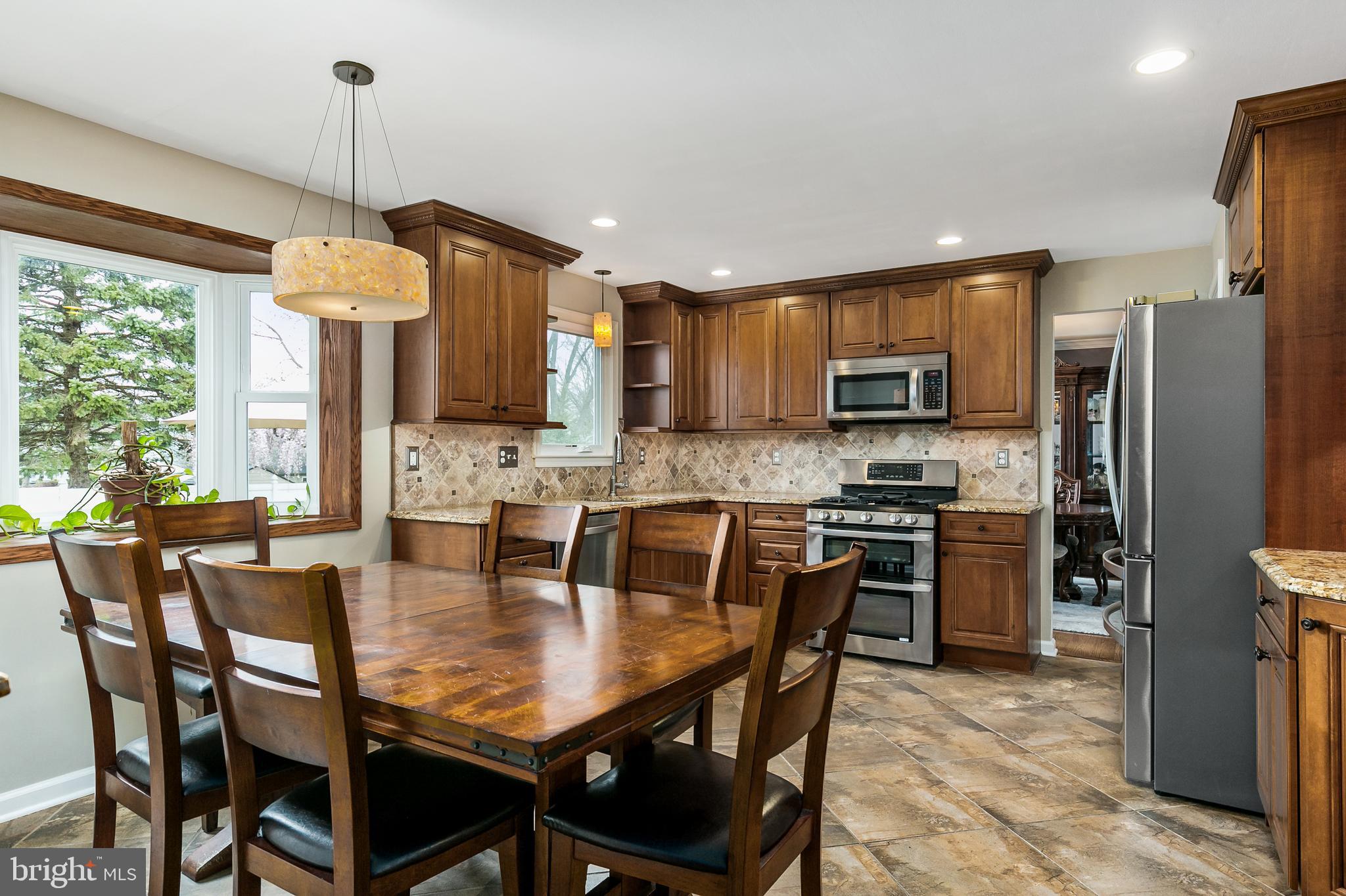 219 Sharrow Vale Road Delran, NJ 08075 - Photo 14 of 32