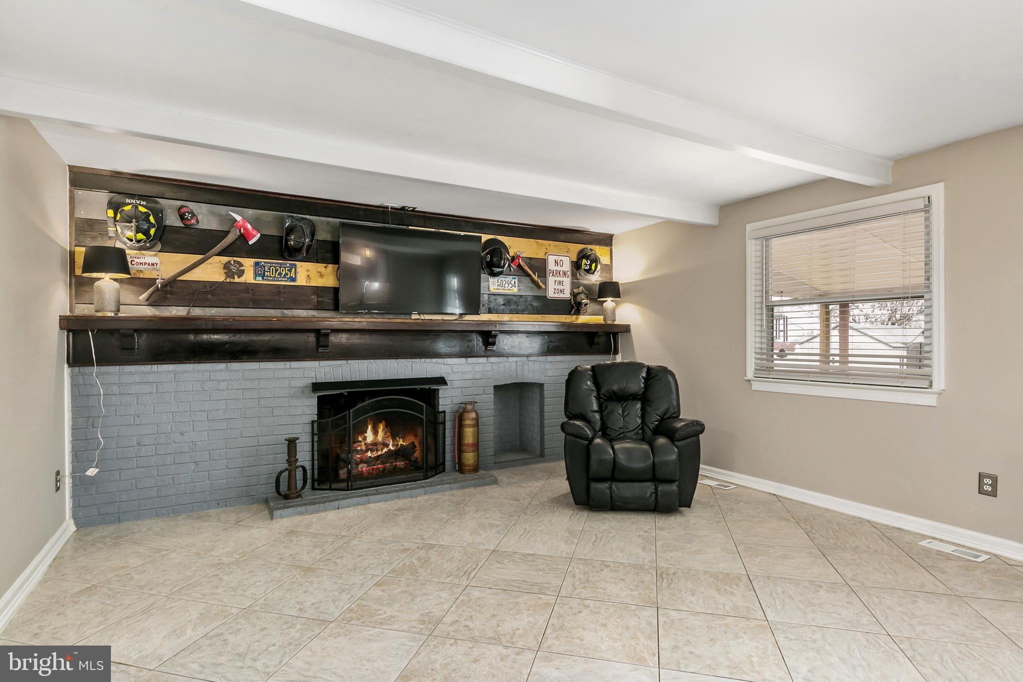 219 Sharrow Vale Road Delran, NJ 08075 - Photo 15 of 32