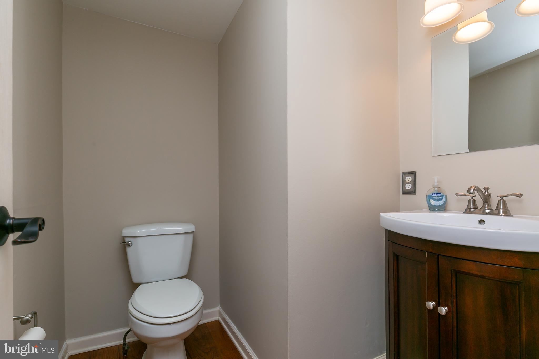219 Sharrow Vale Road Delran, NJ 08075 - Photo 18 of 32