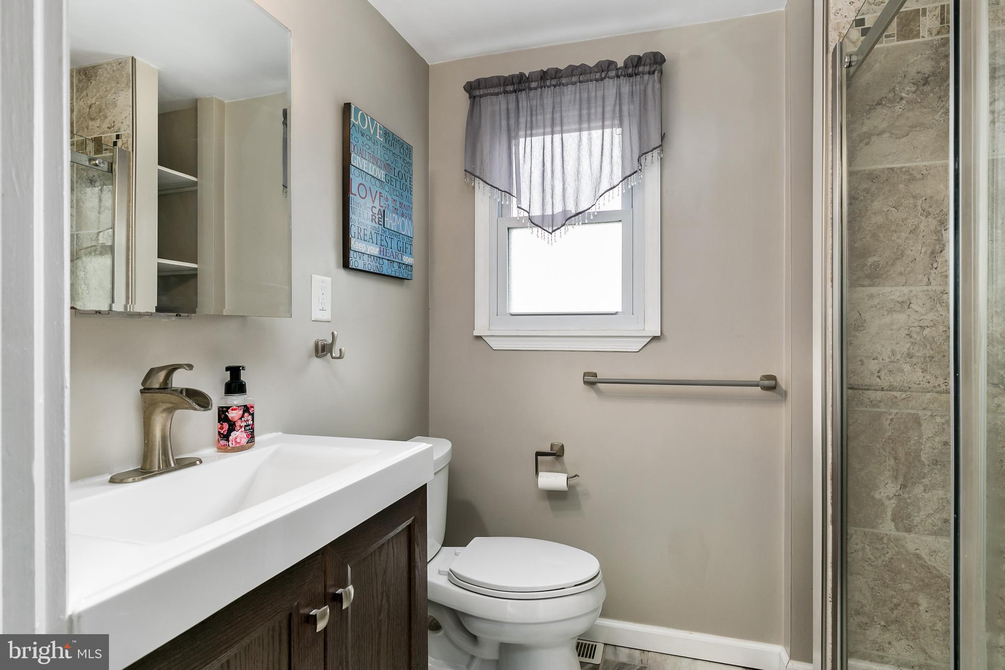 219 Sharrow Vale Road Delran, NJ 08075 - Photo 22 of 32