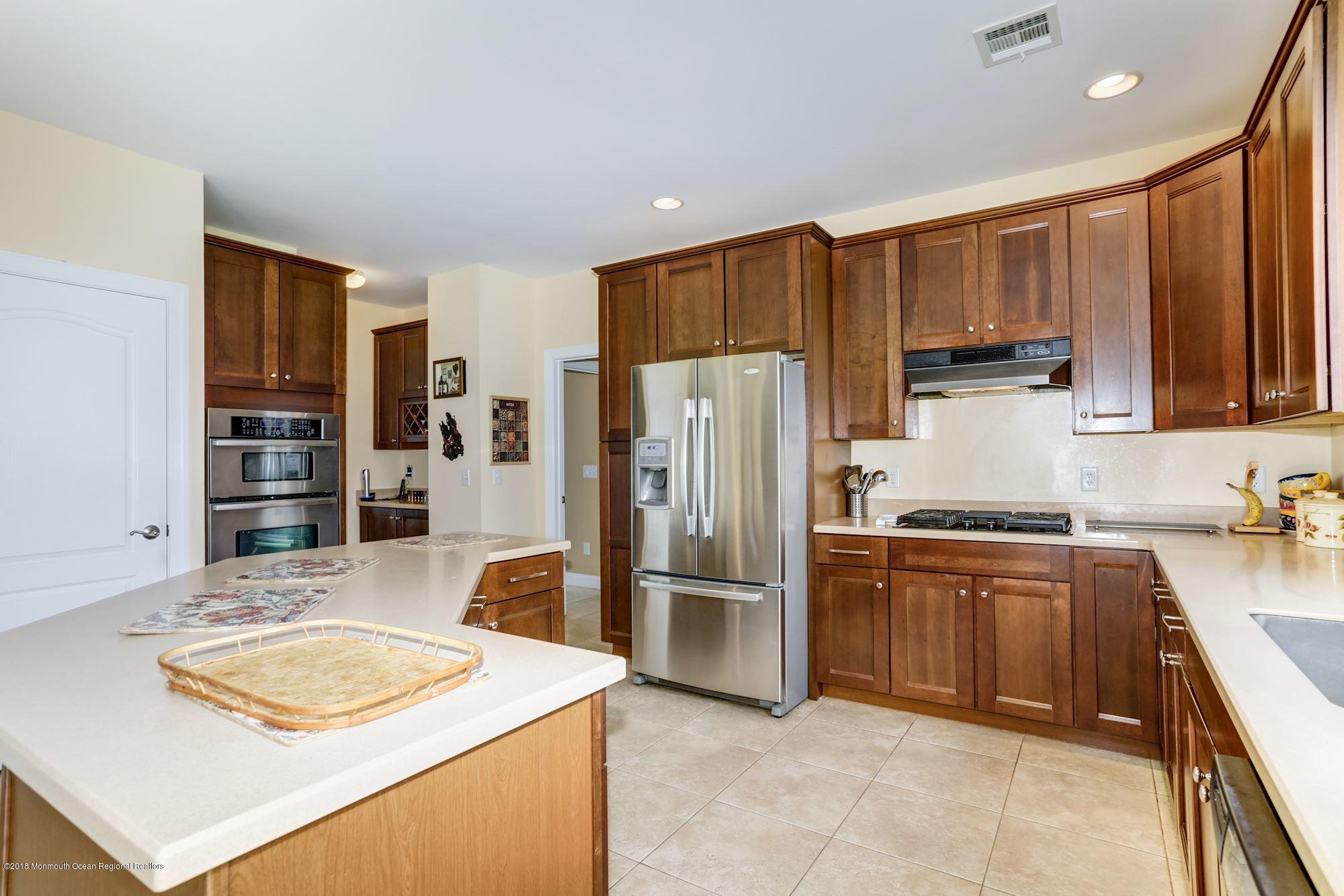 9 Hanging Rock Road Freehold, NJ 07728 - Photo 23 of 69 046_9_Hanging_Rock_Road_243233_372299 -