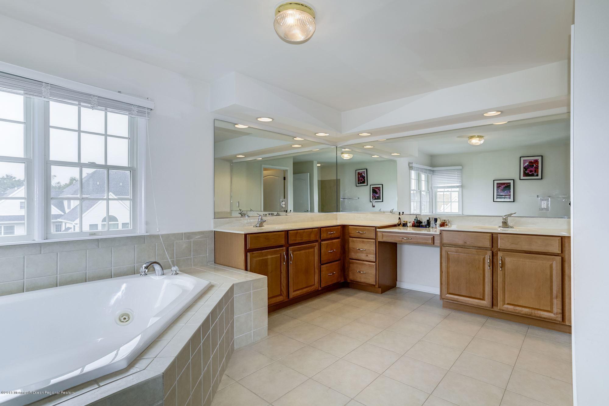 9 Hanging Rock Road Freehold, NJ 07728 - Photo 49 of 69 116_9_Hanging_Rock_Road_243233_372299 -